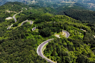 Bursa ile Kütahya arasında görenleri büyüleyen yol!