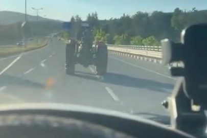 Çankırı'da 80 kilometre hızla giden aracı sollayan traktör sürücüsü kamerada