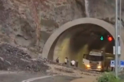 Artvin-Erzurum karayolu, sel ve heyelan nedeniyle ulaşıma kapandı