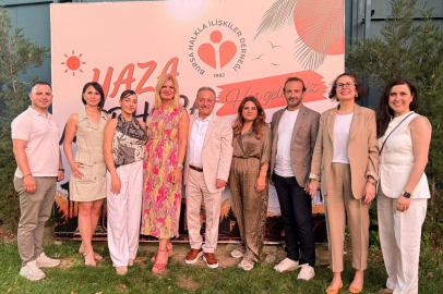 Bursalı iletişimciler yaza merhaba partisinde buluştu