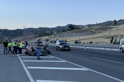 Kahramanmaraş'ta devrilen otomobilde 4 kişi yaralandı