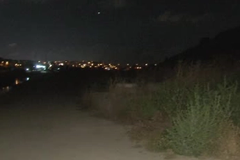 İstanbul Başakşehir'de bir kadın boş arazide taşla öldürülmüş halde bulundu