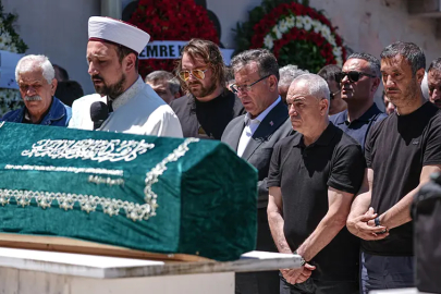 Rıza Çalımbay'ın anne acısı: Eski dostları zor gününde yalnız bırakmadı