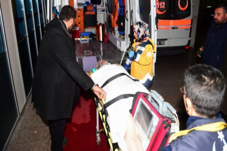 Bursa'da çatıdan düşen şahıs ağır yaralandı