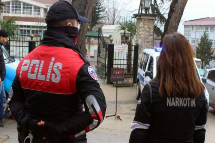 Bursa polisi zehir tacirlerine göz açtırmıyor