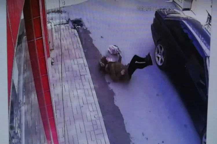 Bursa'da hamile kadına otomobil çarptı