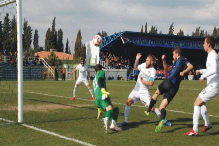 Karacabey Birlikspor'da hedef play-off