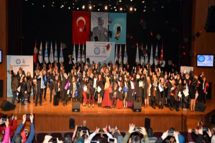 Uludağ Üniversitesi'nde diploma heyecanı