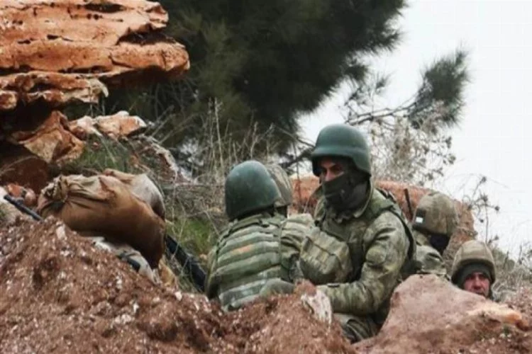 Afrin'de çatışma! Yaralı askerlerimiz var