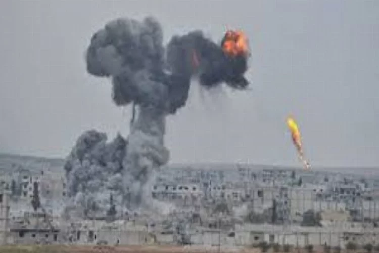 Esad kana doymuyor! Yine bombaladı