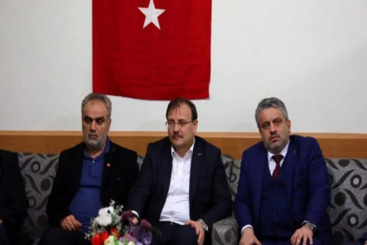 Hakan Çavuşoğlu'dan Bursalı şehidin ailesine ziyaret