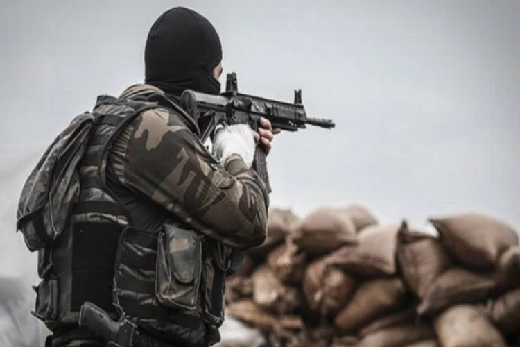 TSK ve ÖSO, Afrin'in batısındaki Arşali köyünü terör örgütü PYD/PKK'dan temizledi