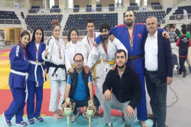 Türkiye Judo Şampiyonası'nda zafer Nilüfer'in