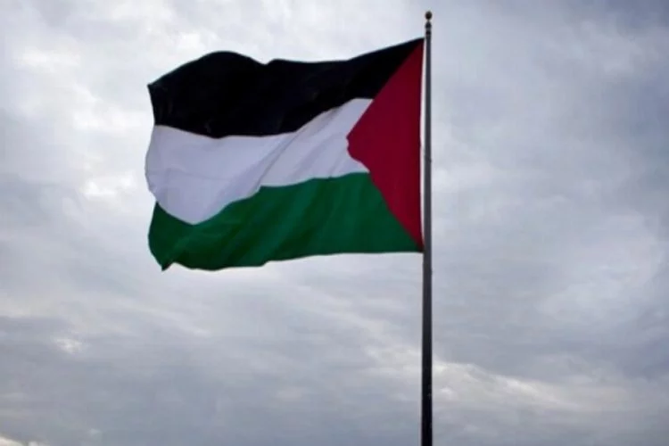 İsrail'den Gazzeli tüccar ve iş adamlarına seyahat engeli