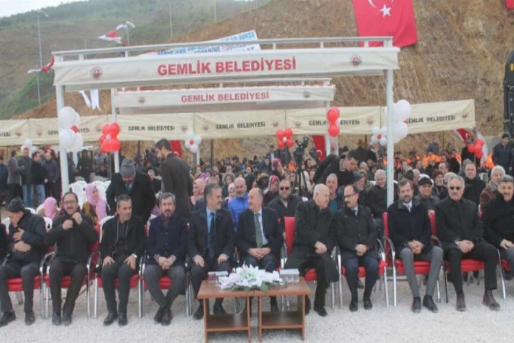Bursa'da Nene Hatun Kur-an Kız Yurdu temeli atıldı