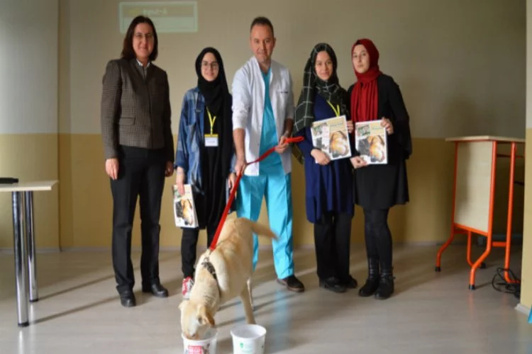 Bursa'da öğrencilere hayvan sevgisi aşılandı