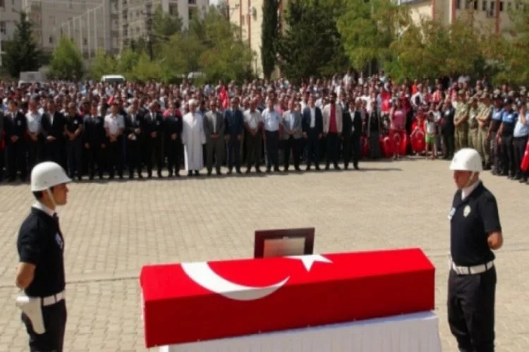 Bursalı polis emekli olduğu gün hayatını kaybetti