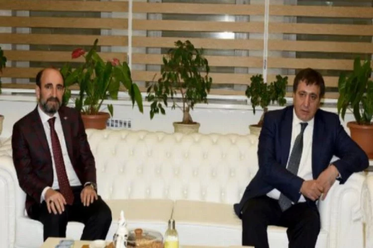 Yıldırım Belediye Başkanı İsmail Hakkı Edebali, Vali İzzettin Küçük'ü ağırladı