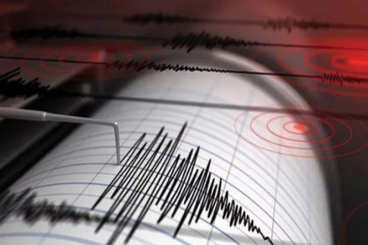 Ege Denizi'nde 4,4 büyüklüğünde deprem meydana geldi