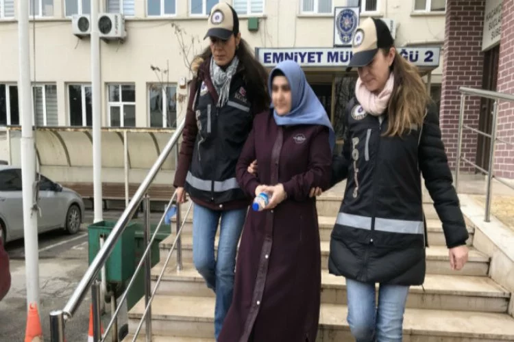 Bursa'da FETÖ'nün gaybubet ablası yakalandı!