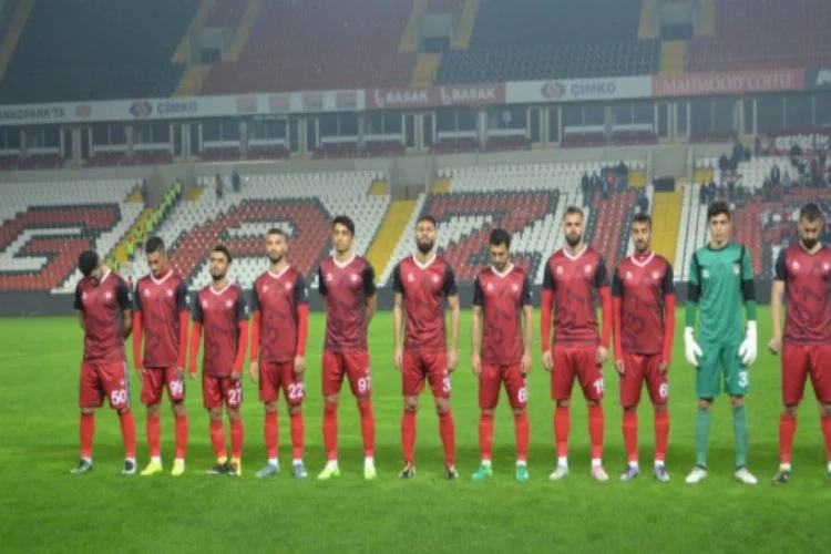 Türk futbolunun köklü ekibi küme düştü!