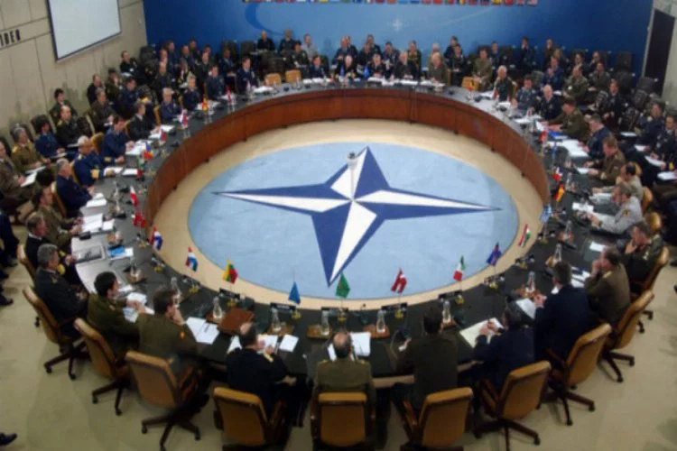 NATO'dan 2017 raporu: Savunma harcamalarında artış var