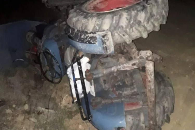 Bursa'da feci kaza! Alkollü sürücü devrilen traktörün altında kaldı