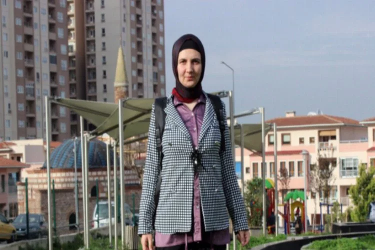 Bursa'da MS hastası genç kız şiirle ayağa kalktı