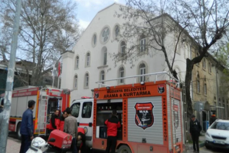 Bursa'da kültür merkezinde yangın
