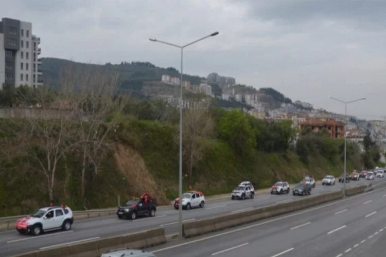 Bursa'da teröre lanet ve şehitleri anma konvoyu