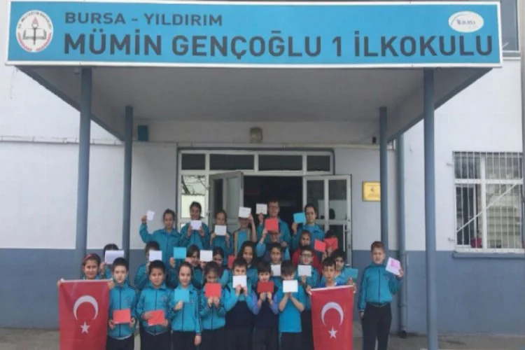 Bursa Mümin Gençoğlu öğrencilerinden Mehmetçiğe moral mektubu