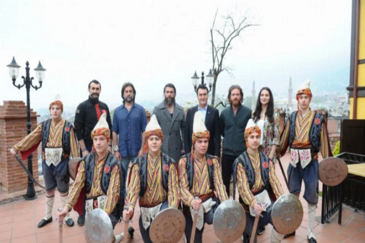 'Diriliş Ertuğrul' oyuncuları Bursa'da ağırlandı