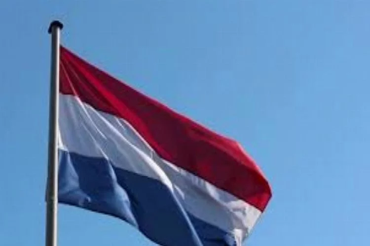 Hollanda da Suriye kararını açıkladı
