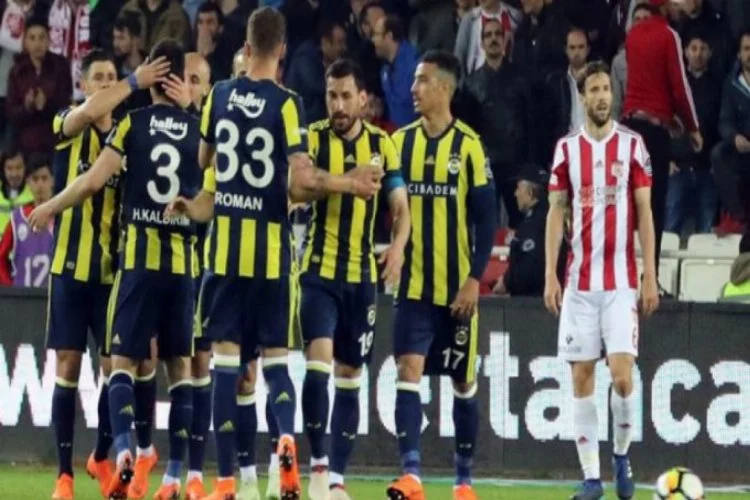 Fenerbahçe Sivas deplasmanında güldü