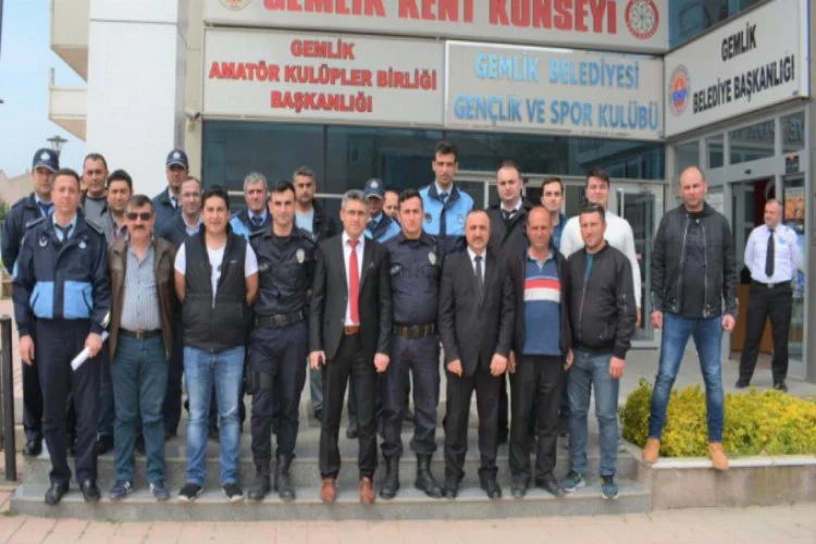 Bursa'da zabıtalara biber gazı eğitimi