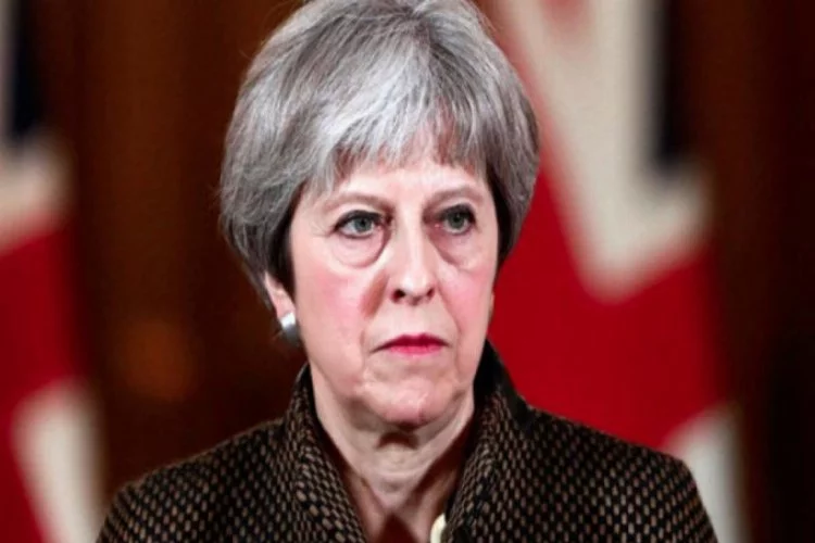 İngiltere Başbakanı May'den büyük itiraf