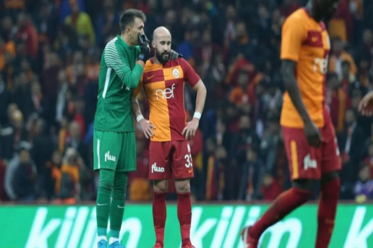 Galatasaray taraftarından o futbolcuya büyük tepki!