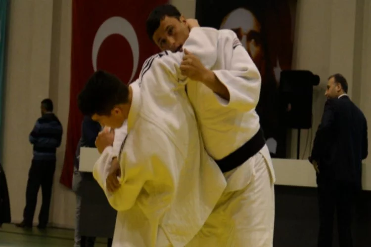 Bursa'da judo heyecanı başladı