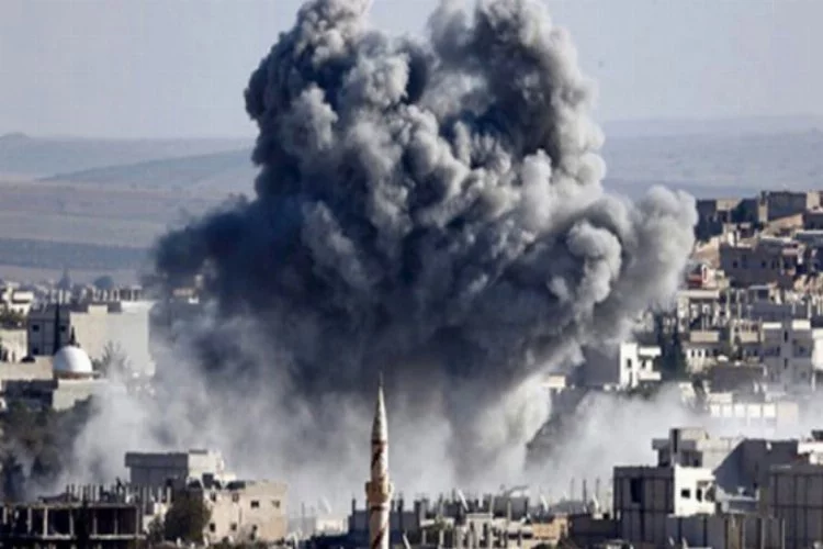 Esad'ın savaş uçaklarından bomba yağmuru: Ölü ve yaralılar var