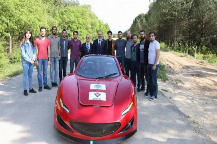 Bursalı öğrenciler elektrikli otomobil üretti!