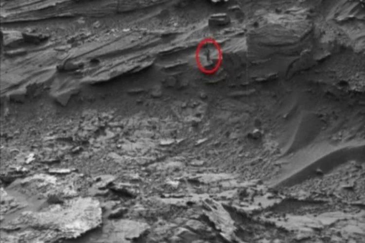Mars'ın esrarengiz fotoğrafları kafaları karıştırdı