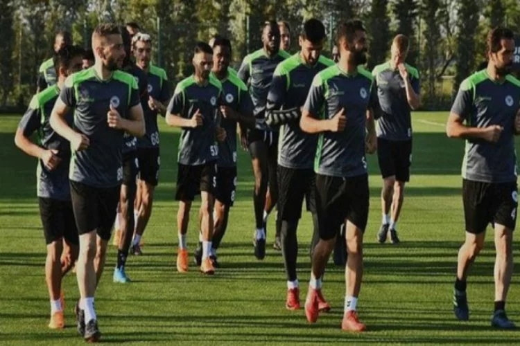 Atiker Konyaspor'da Bursaspor maçı hazırlıkları sürüyor