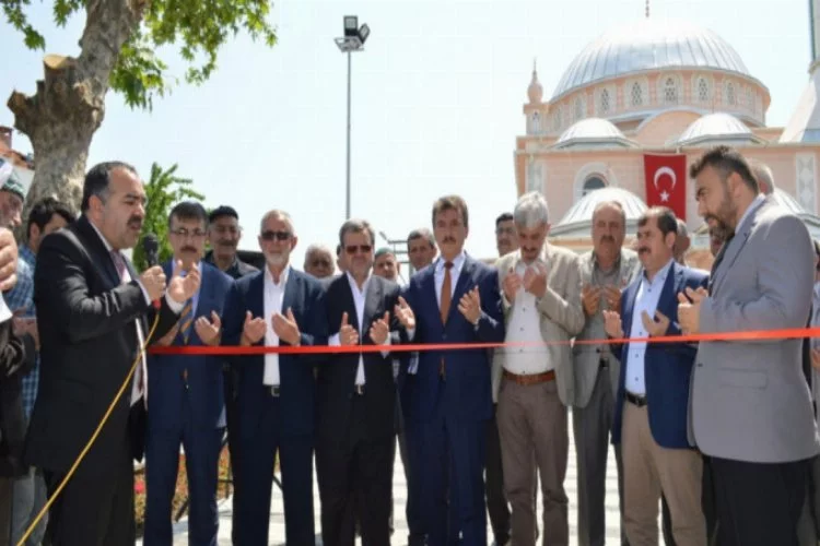 Bursa'nın yeni camisi ibadete açıldı