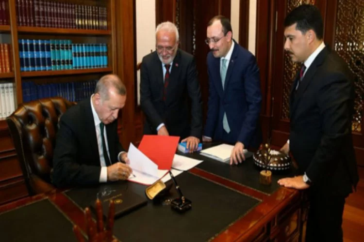Cumhurbaşkanı Erdoğan adaylık muvafakatnamesini imzaladı