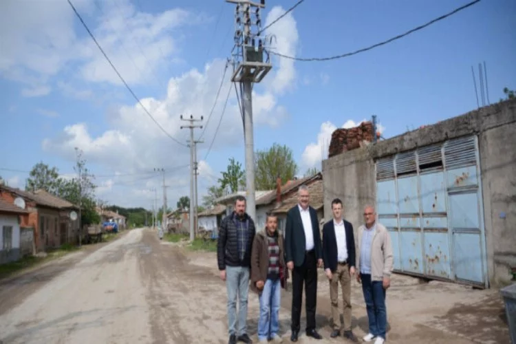 Bursa'nın köylerinde elektrik hatları yenileniyor