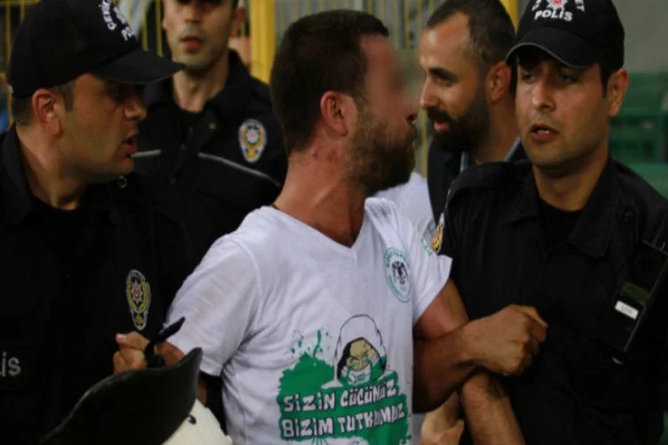 Bursaspor-Konyaspor maçında iki gözaltı