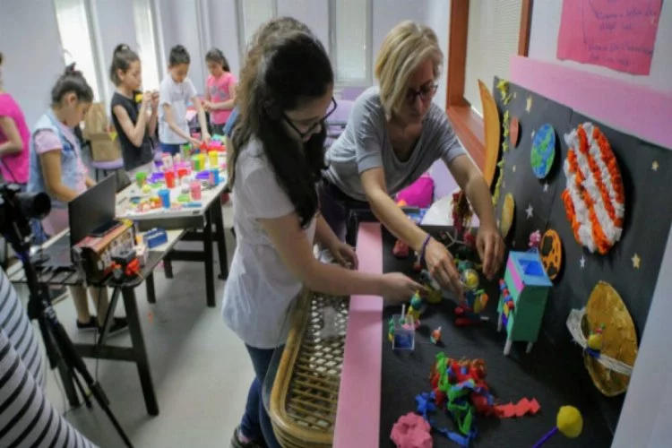 Bursa'da çocuklara animasyon film eğitimi