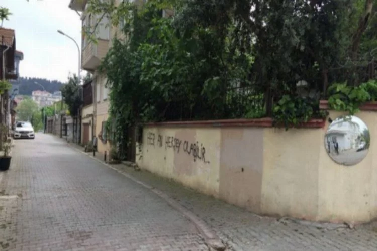 Meral Akşener'in evinin önüne yazı yazmışlardı...