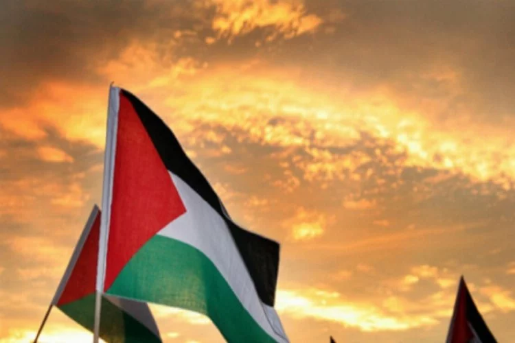 Filistin, ABD'deki temsilcisini geri çekti
