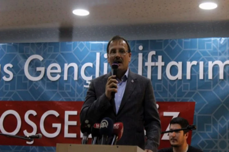 Başbakan Yardımcısı Çavuşoğlu, Bursalılarla iftarda buluştu